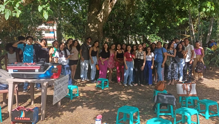 Alunos do curso de Terapia Ocupacional participam da ação 